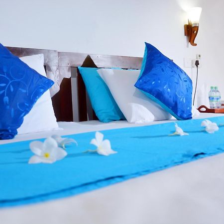 Blue Sky Beach Resort อูนาวาตูนา ภายนอก รูปภาพ