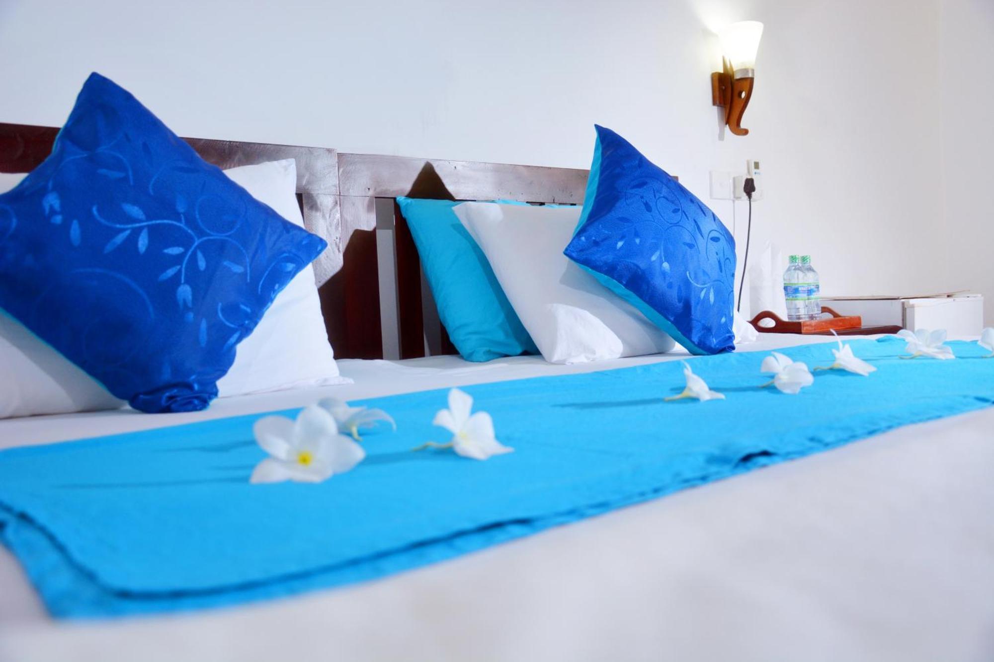 Blue Sky Beach Resort อูนาวาตูนา ภายนอก รูปภาพ