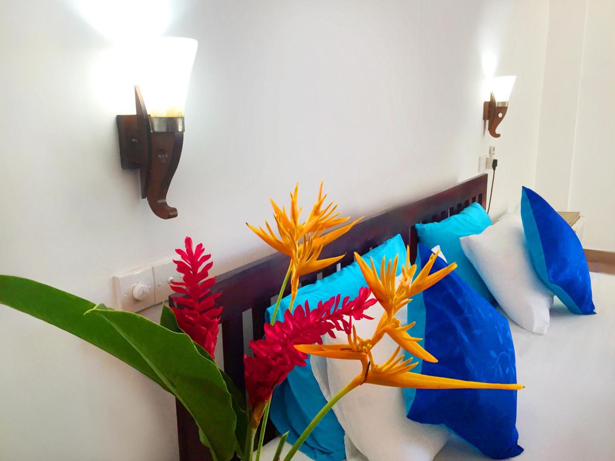 Blue Sky Beach Resort อูนาวาตูนา ภายนอก รูปภาพ